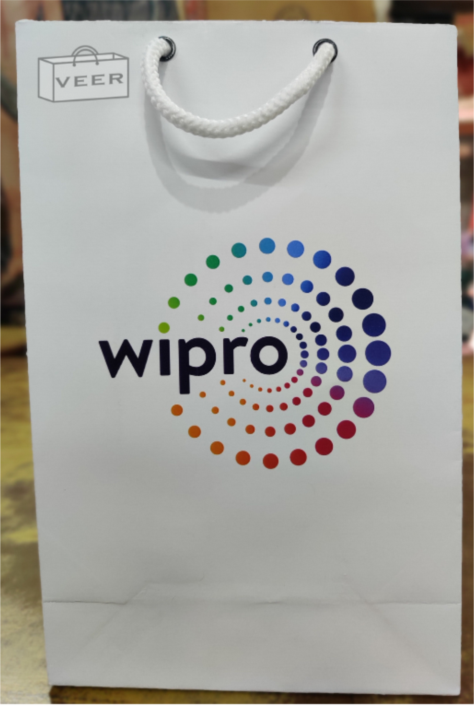 Wipro - Misplaced bags and the ordeal of identifying a luggage often lead  to customer dissatisfaction. Address the problems of mishandled baggage by  leveraging blockchain and IoT. https://bddy.me/2zqKRiY | Facebook